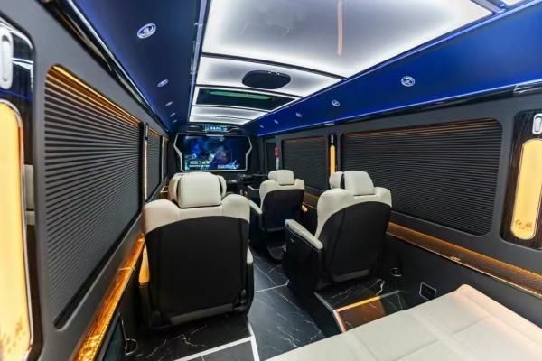 座多少钱12座红旗国悦价格爱游戏ayx红旗国悦12(图5)